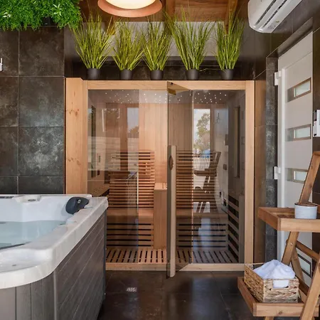 Lovely Home In Nin With Sauna * Nin