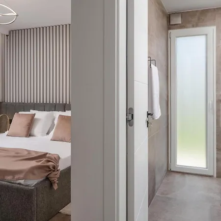 Lovely Home In Nin With Sauna *