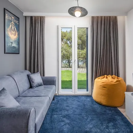 Lovely Home In Nin With Sauna Nin